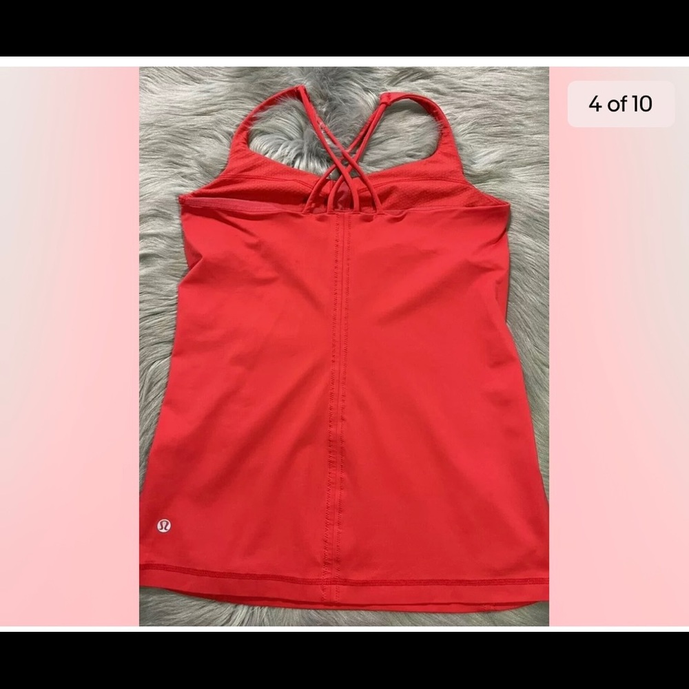 Lululemon gym built in bra tank (no bra pads)